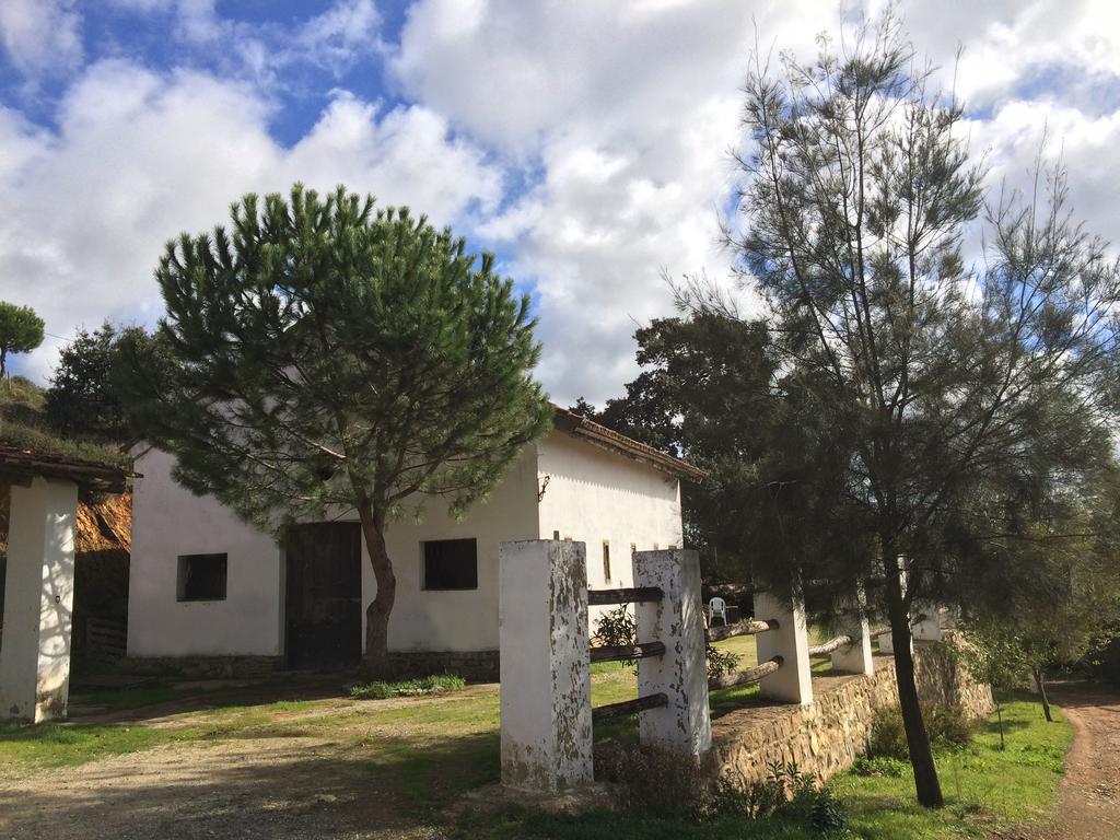 Cortijo El Berrocal Pensionat Cazalla de la Sierra Exteriör bild